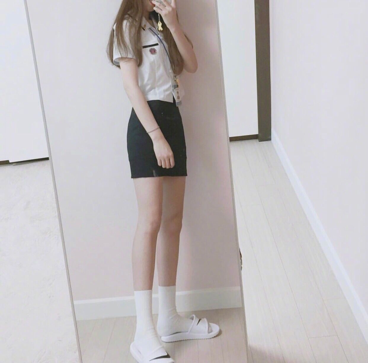 6302上半身很瘦02但是腿粗屁股大026302上半身胖肚子肉多