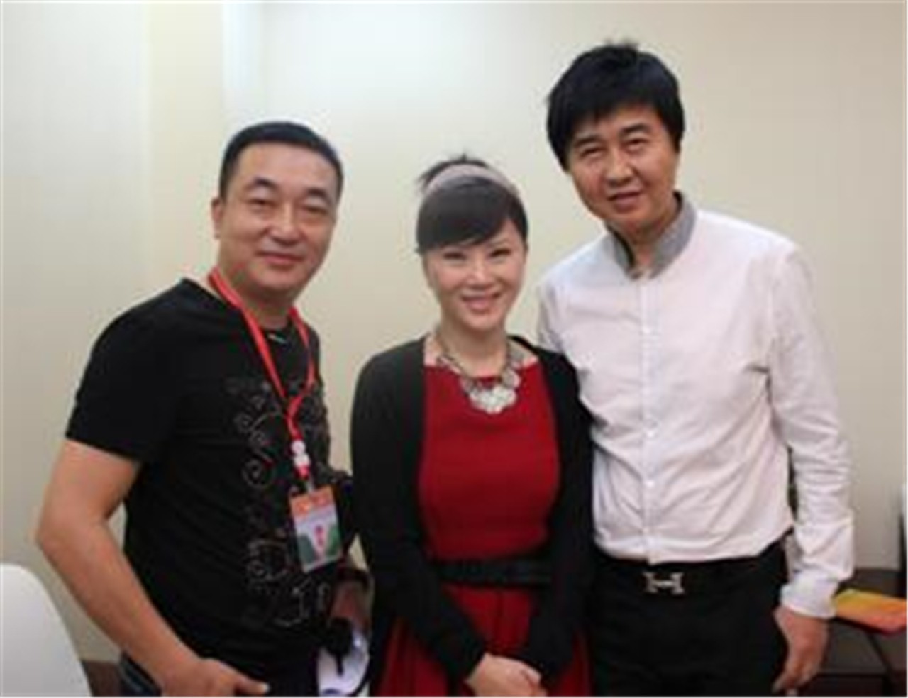 付笛生任静近照曝光26岁的儿子公司总裁居住高达上亿的四合