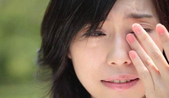 我在家当全职妈妈5年,各种心酸委屈,女人啊,幸福的出路只有1条