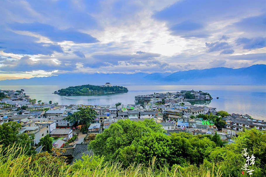 这个古镇免门票,被誉为大理风光最美的地方,也是网红拍照打卡地