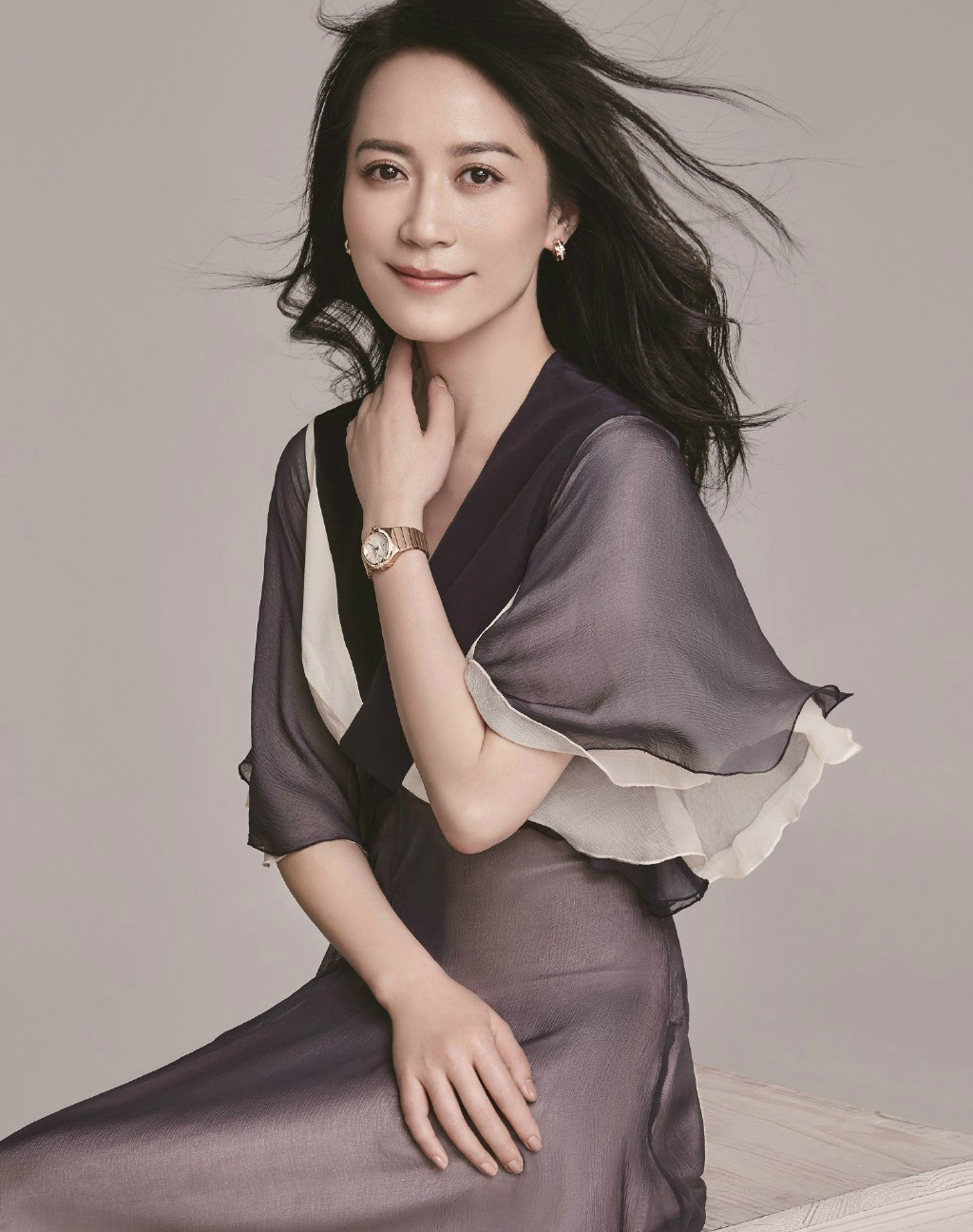 不老女神俞飞鸿,美丽干练气质文雅