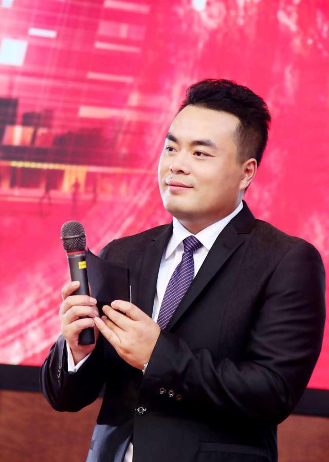 孙赫廷老师走进香港中文大学分享原创课程《即兴演讲》