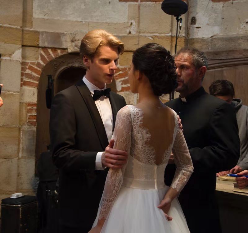 《甜蜜蜜》中张曼玉这段哭戏让人心碎,有层次,演技太赞了!