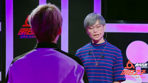 明日之子2:于浩获星推官鼓励李宇春你是唯一看着我眼睛唱歌的人