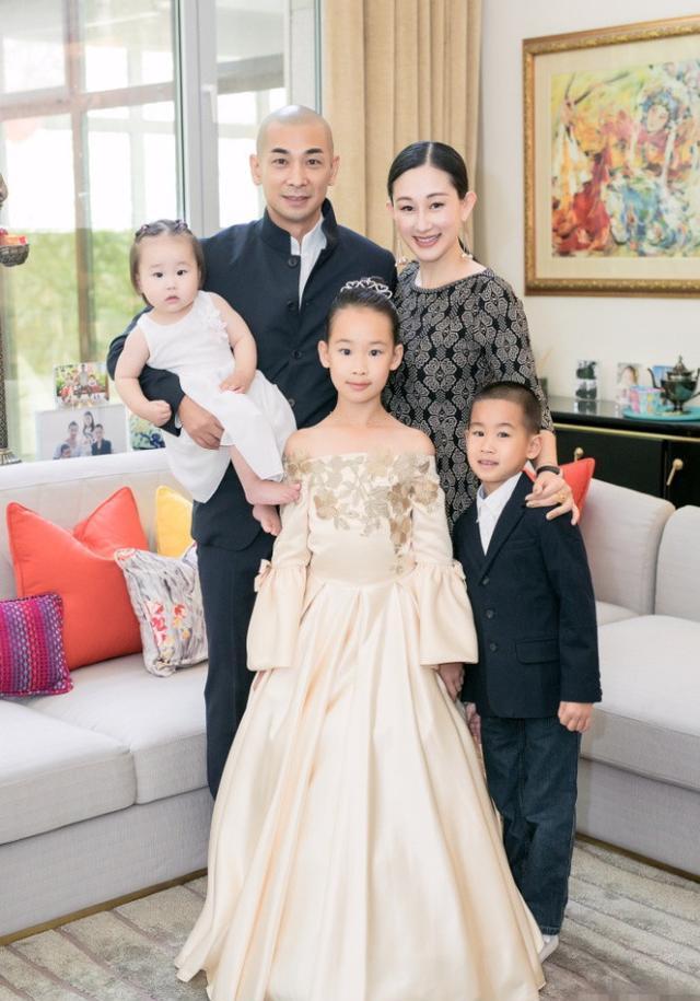 超强版明星家庭连连看, 完全就是复制粘贴, 基因太强大了