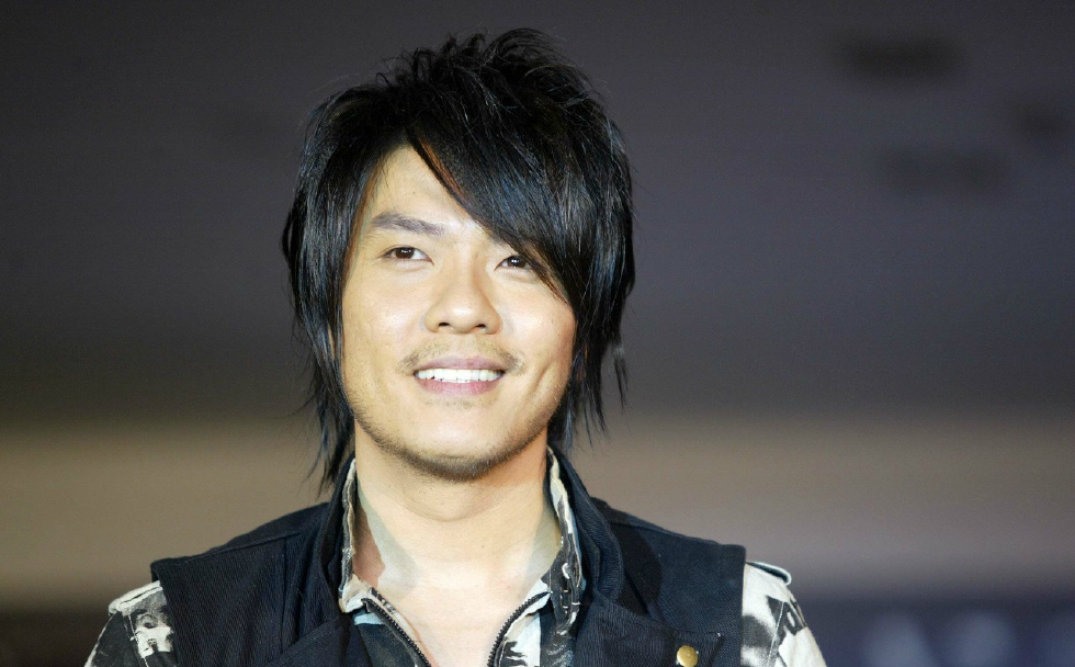 昔日的沙哑音王子阿杜为什么不唱歌,告诉你答案你可能都不信_新浪看点