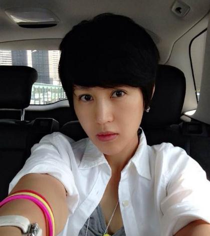 鲍蕾素颜照曝光, 都认不出来了, 陆毅能接受得了吗?