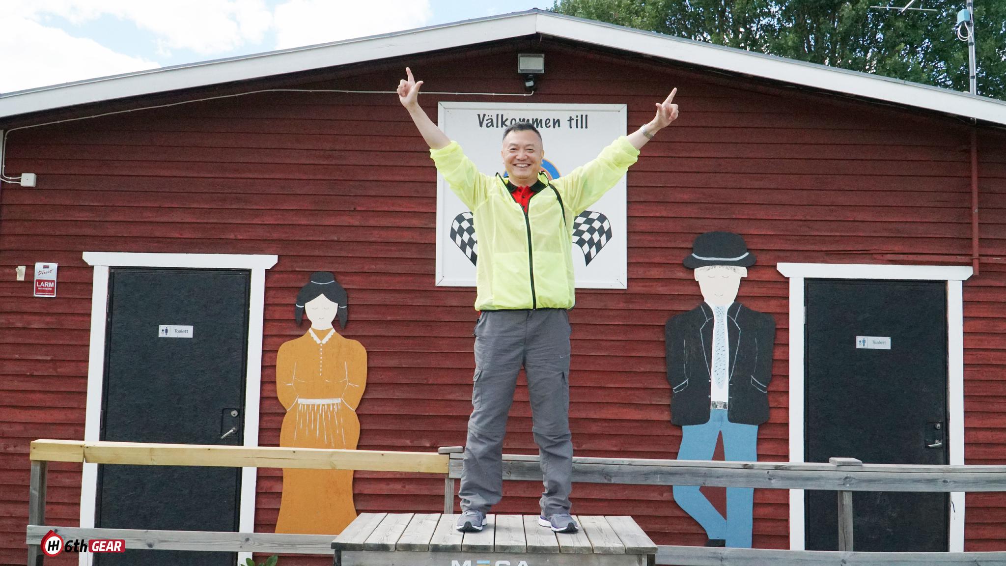 韩佩,是中国赛车届很多人都熟悉的瑞典人_新浪看点