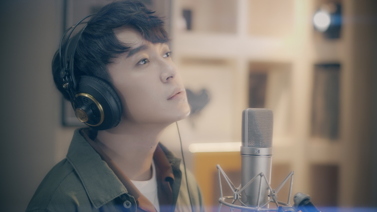 吴青峰为电视剧《扶摇》献唱主题曲《窗》 封面解锁