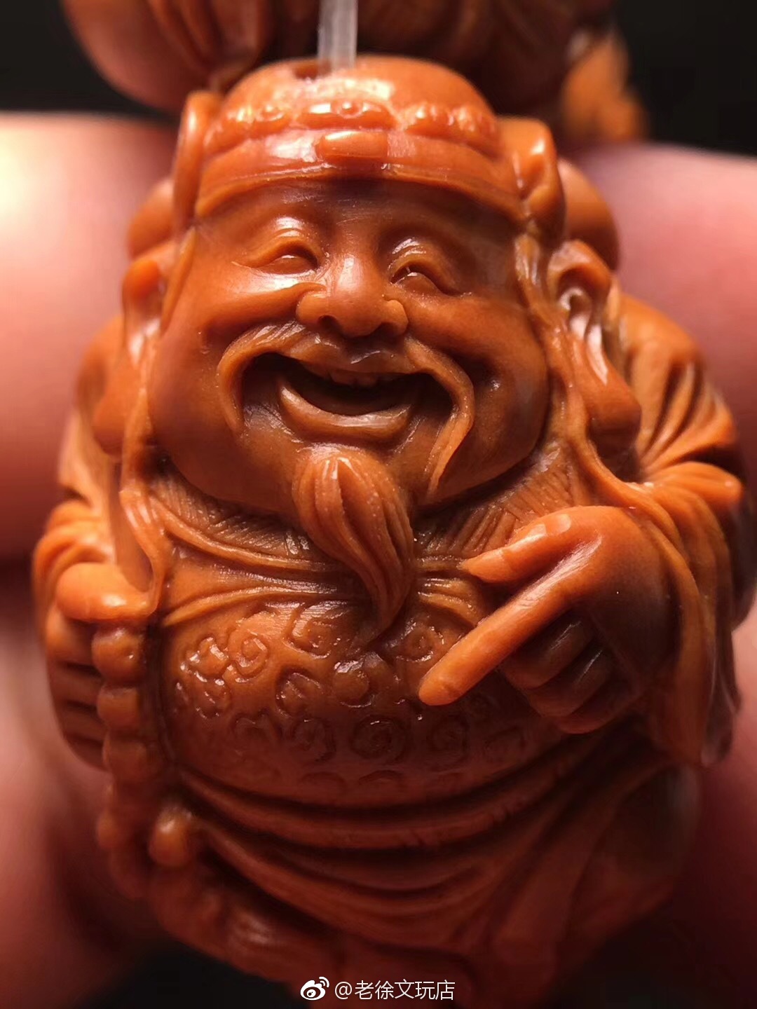 橄榄核雕:财运亨通 2.2×3.0 满工立体雕刻,一款非常值得细细品|核雕|苏工|橄榄_新浪新闻