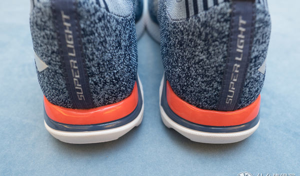 国产也有好跑鞋:li-ning 李宁 超轻15 极影蓝 跑鞋晒单