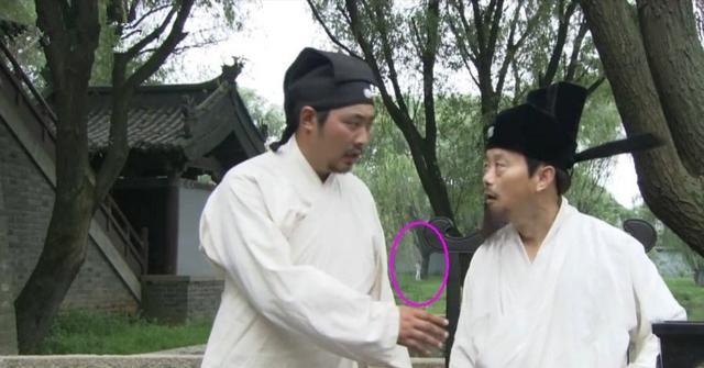 史上最搞笑的穿帮镜头,第五张看得我脸红