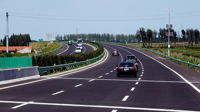 高速路上行驶三大注意事项