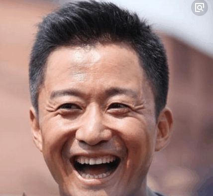 大半个娱乐圈艺人都想加入《战狼3》, 他还要和吴京提条件