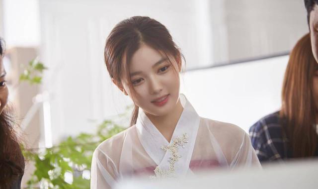 她本是太子的未婚妻, 新婚前夕却被皇帝截胡, 只因这一点|宣姜|太子