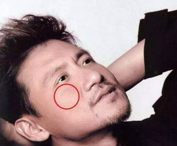 脸上有疤的几位明星,最后一位很心酸|鹿晗|疤痕|堂哥_新浪新闻