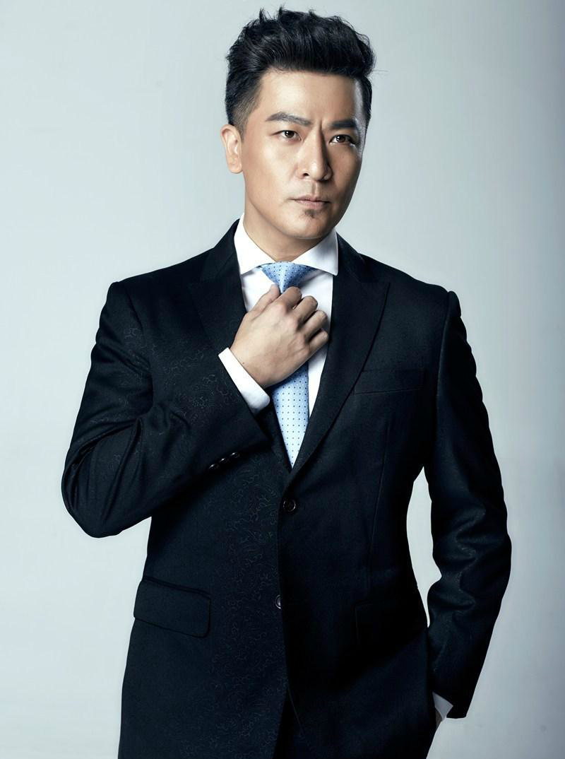 于毅亦或妩媚亦或温情亦或坚毅亦或凶狠亦或犀利