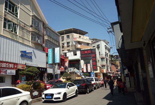 行走厦门城中村之四蔡塘有在附近的朋友吗