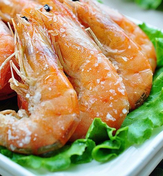 只要15分钟,就能烤出壳脆肉弹,好吃又补钙的盐焗虾.