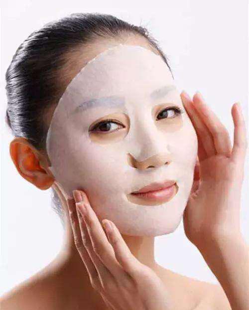 为什么有的人皮肤特别白透亮?