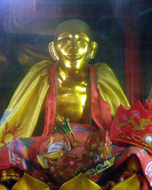 实拍九华山的肉身菩萨图4法师曾参加抗战