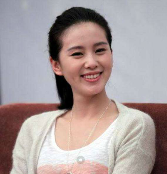 娱乐圈有酒窝的四位女星,刘诗诗林心如殷桃,你更喜欢哪一位