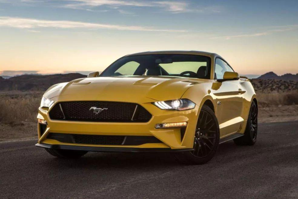 国外买菜车,国内土豪车,几十万的差价到底是怎么来的?