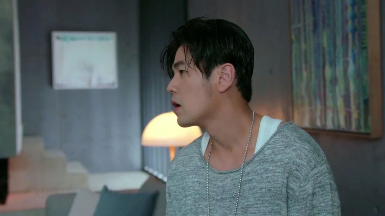 周杰伦新歌不爱我就拉倒mv上线大家却在关注他的发型