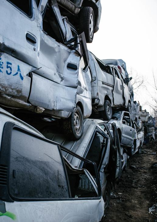 末日之旅 探秘北京某汽车拆解厂