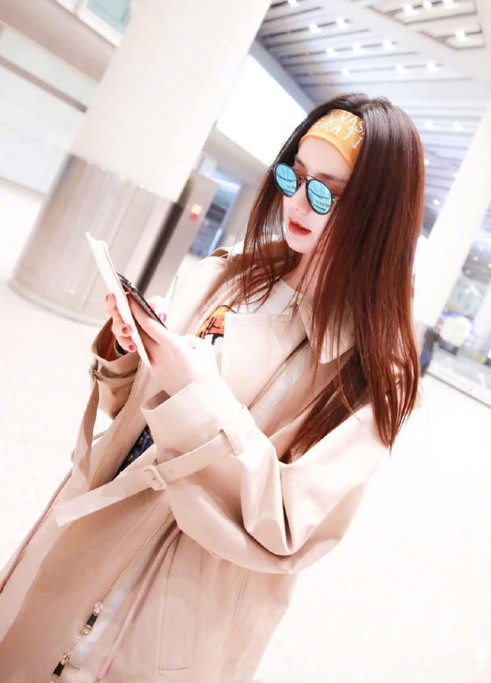 发带成为新潮流,运动宽发带真的不太适合长头发