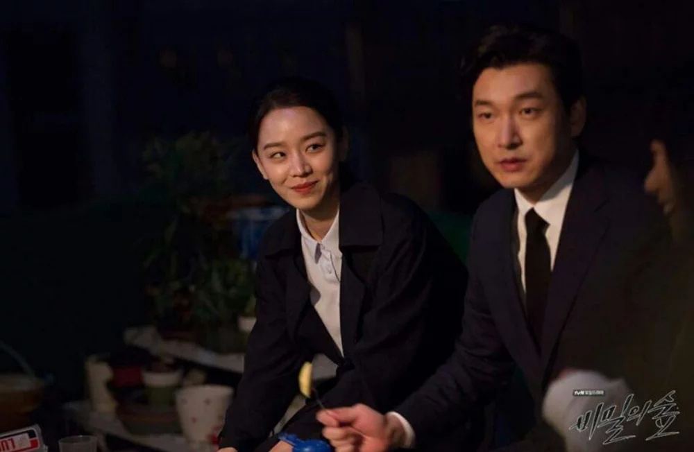 申惠善,曹承佑互送咖啡车为对方应援