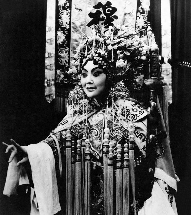 马金凤的"元帅"人生