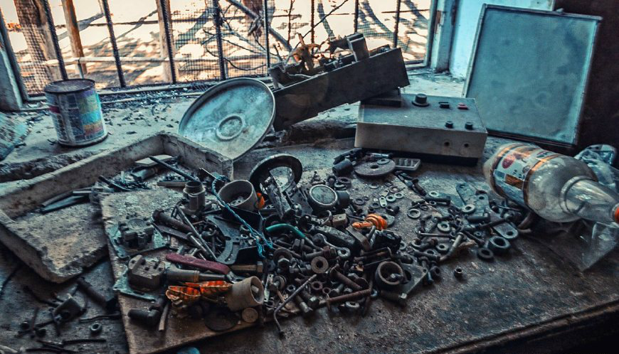 探秘格鲁吉亚废弃游泳馆,曾建于苏联时期,如今已是一副颓败之象