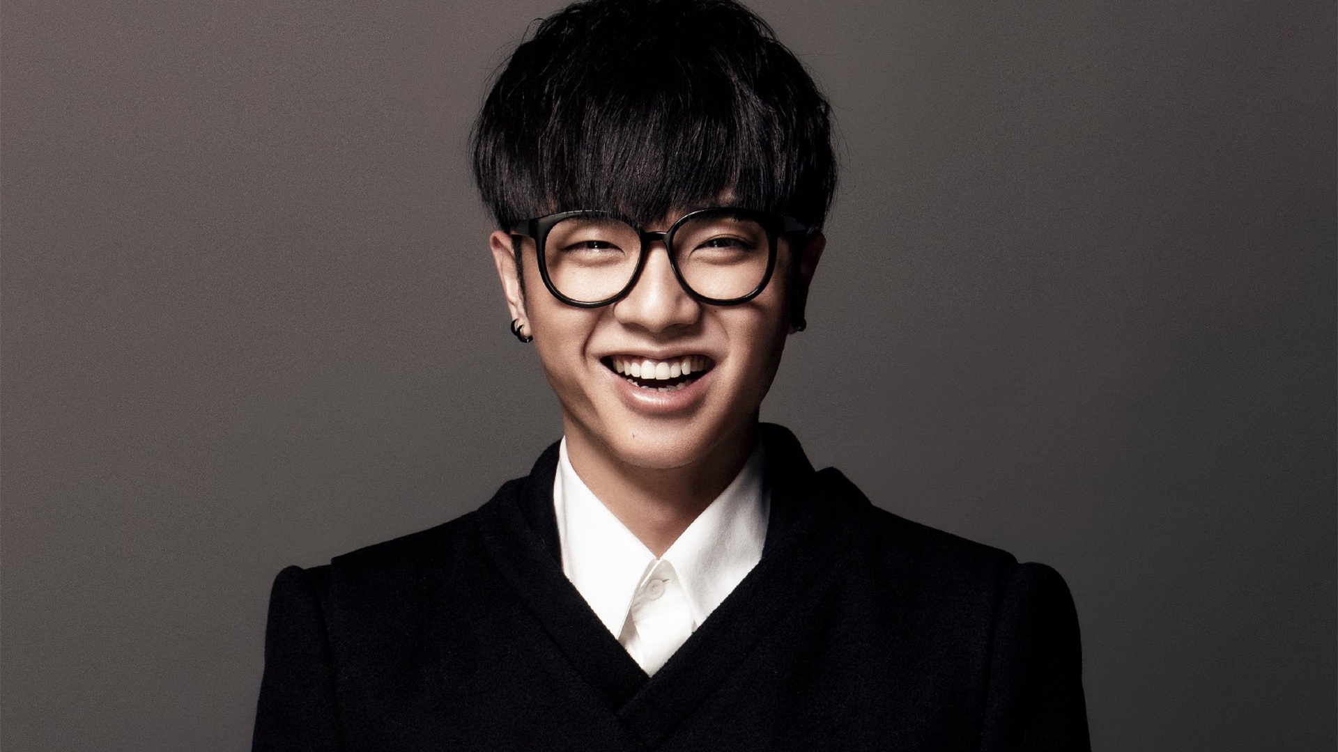 华晨宇取关天娱粉丝一片欢腾网友评论亮了