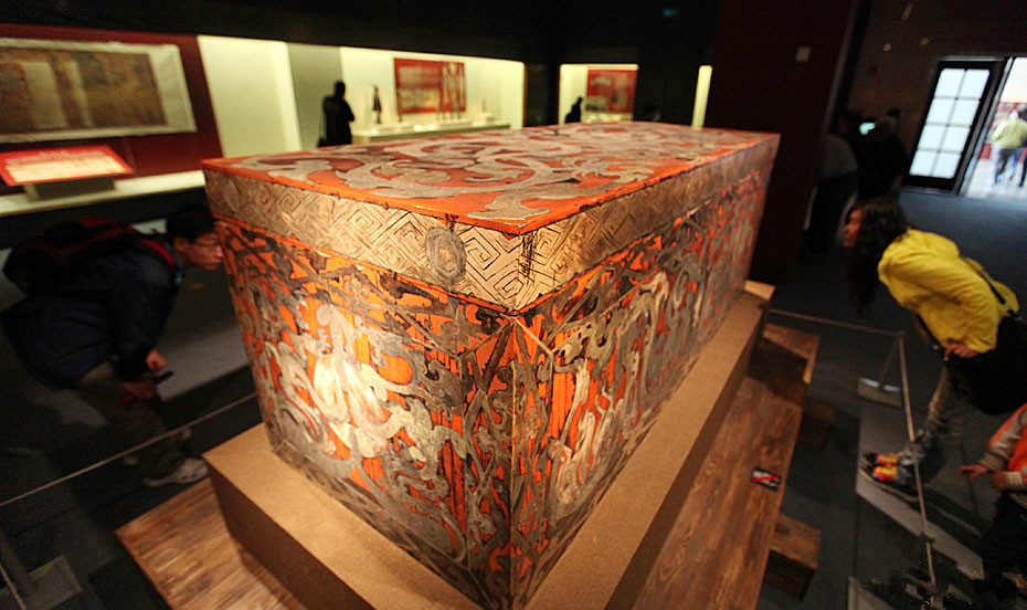 实拍马王堆汉墓出土文物日本多次索要女尸头发图7女尸复原照