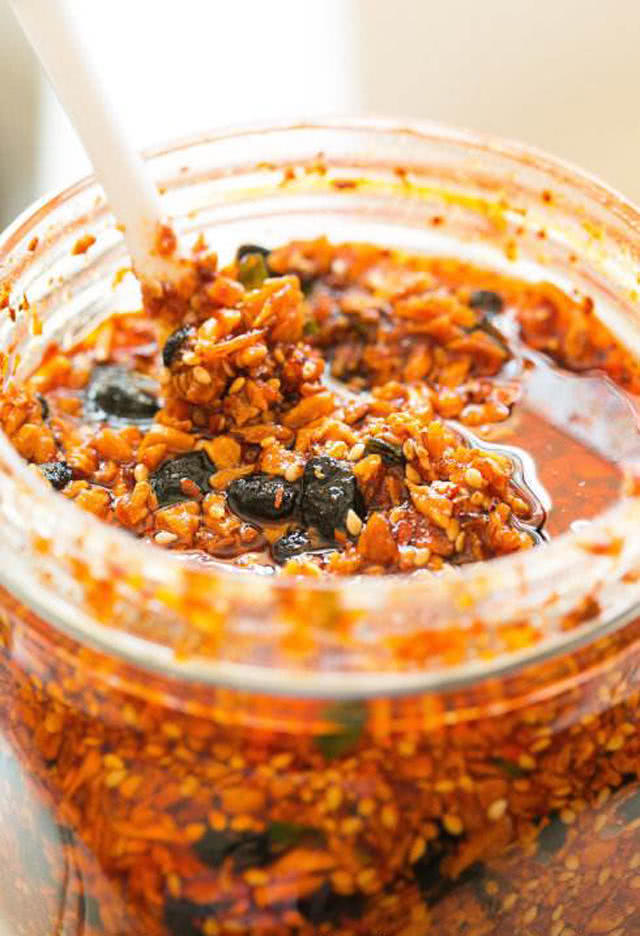 他们吃米饭的这三种方式简直太奇葩了,|米饭|拌饭|辣油_新浪新闻