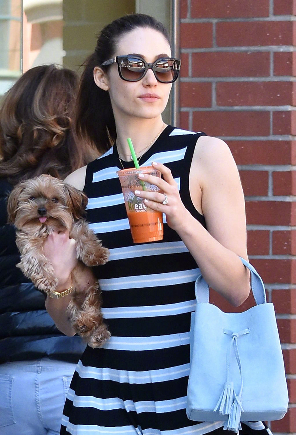 《无耻之徒》大姐emmy rossum最新街拍!