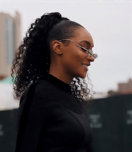 超模黑珍珠现身,天使面孔 魔鬼身材,让人无法不羡慕!