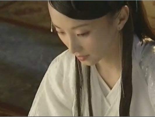 中饰演卫子夫,在古装侦探悬疑剧《凌云壮志包青天》中饰演羽化仙,在