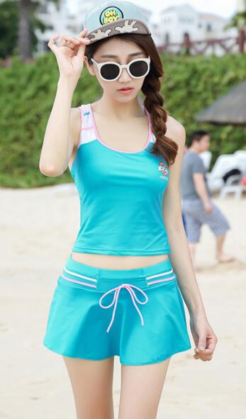 身姿优美的泳衣美女,彰显青春时尚的少女气息,迷人又好看!