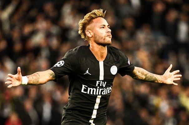 内马尔欧冠戴帽获30球!成欧冠历史巴西第一人!