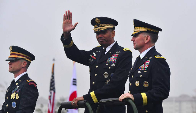 驻韩美军更换司令官