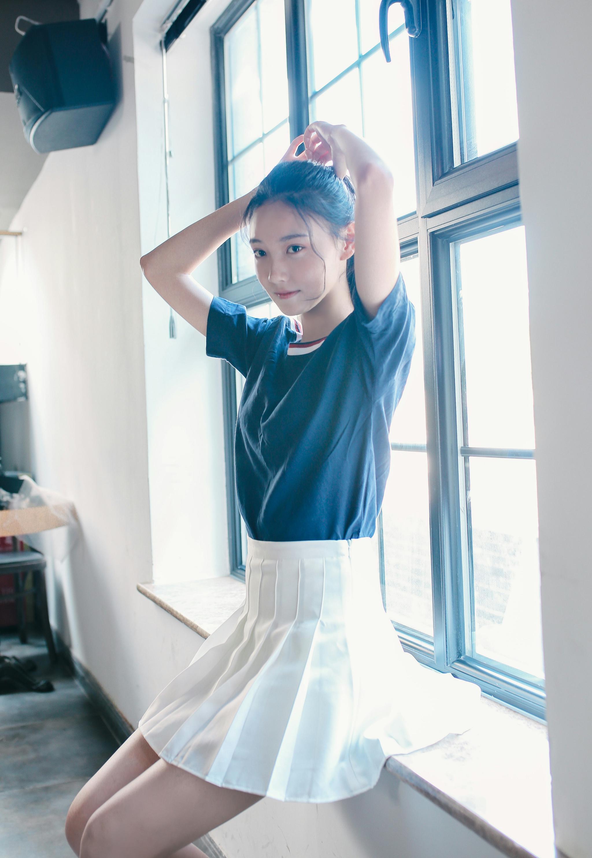 图片[10]-美女校花 金佳悦 中国传媒大学17级播音系 浙江金华人 长得超甜美-沐风文化