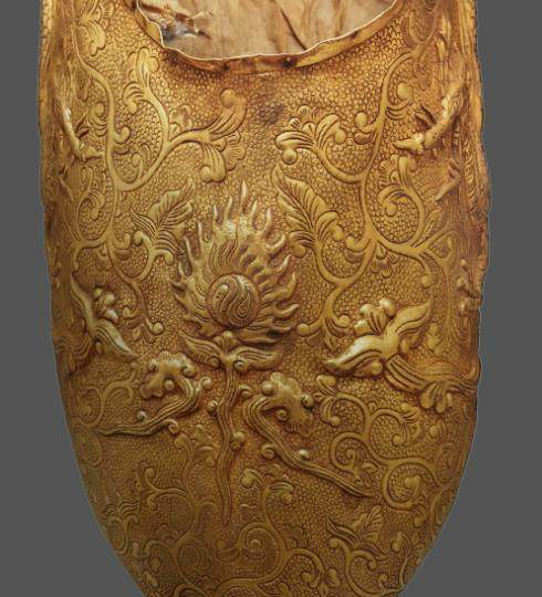 中国古代的黄金战靴,足以秒杀如今的一切奢侈品|奢侈品|鞋面|银片|纹饰|龙纹_新浪新闻
