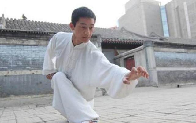 习练武功之形意拳术基本拳法和三体式动作|形意拳|体式|拳法_新浪新闻