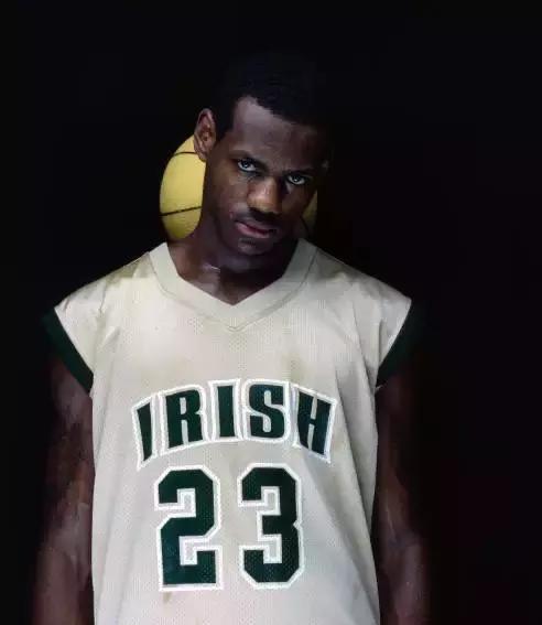 nba老照片天之骄子少年詹姆斯体育画报写真集