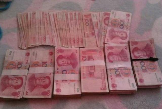 家里丢了3万块钱我怀疑被农村婆婆偷走知道原因后我再送她5万