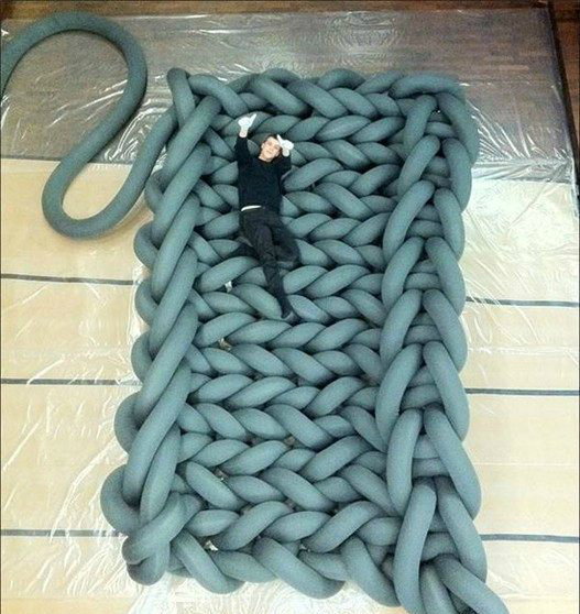 盘点世界最奇葩的床,第二个太恐怖,最后一个扎心,老铁