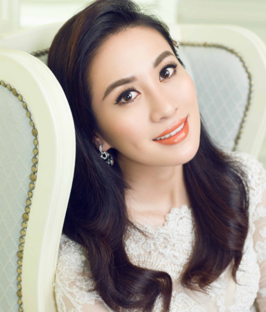 叶璇,美若天仙,气质明艳动人