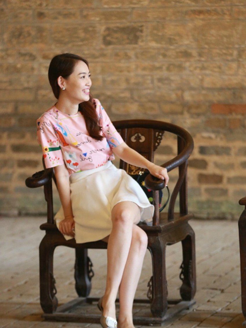 马蓉的迷人性感照,图二端庄大气,最后一张看让我莫名心动